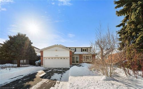 1550 Woodeden Dr, Mississauga, ON, L5H2V3 | Card Image