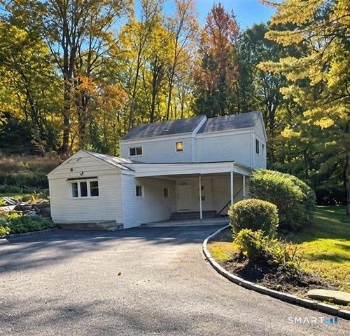 84-86 Pocahontas Rd, Redding, CT, 06896-1614 | Card Image