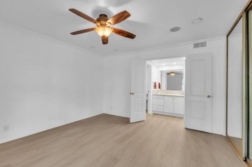 169-2476 Larkspur Ln, Sacramento, CA, 95825-4104 | Card Image
