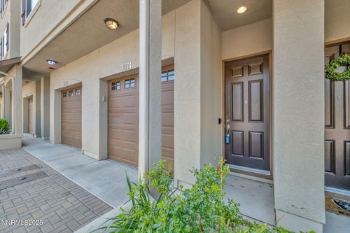 3074 Sterling Ridge Cir, Sparks, NV, 89431-4387 | Card Image