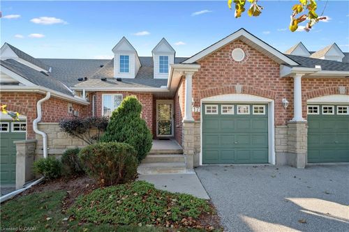 17 Terraview Cres, Guelph, ON, N1G5A7 | Card Image