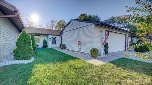 84-B Chatham Dr, Monroe, NJ, 08831-5023 | Card Image