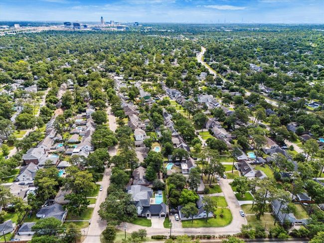 13927 Perthshire Rd, House other with 5 bedrooms, 6 bathrooms and 3 parking in Houston TX | Image 49
