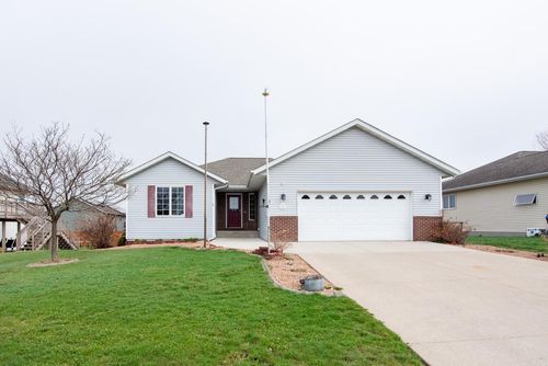 104 Cole Court, Mankato, MN, 56001 | Card Image