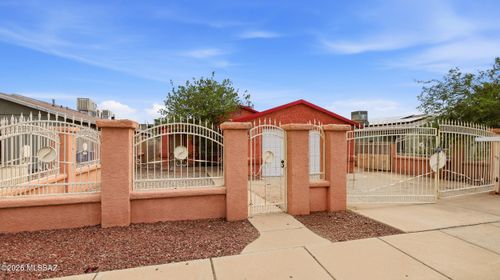 25 W 34th Street, Tucson, AZ, 85713 | Card Image