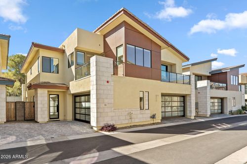 15-1 Easy St, Carefree, AZ, 85377-4417 | Card Image