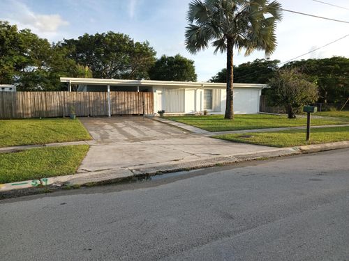 100 Se Naranja Ave, Port St. Lucie, FL, 34983 | Card Image