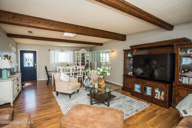 504 Avenue C, House other with 3 bedrooms, 2 bathrooms and null parking in Olton TX | Image 20
