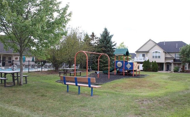 4094 Hampton Ridge Blvd, Condo with 2 bedrooms, 2 bathrooms and null parking in Howell MI | Image 15