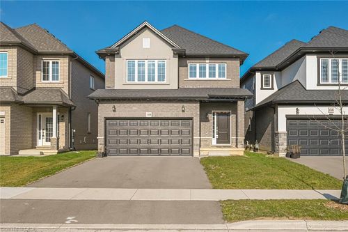 {{alt}} | Card Image