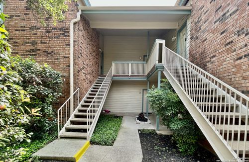 apt-121-4839 Brandeis St, San Antonio, TX, 78249-1748 | Card Image