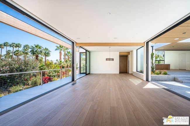 310 W Crestview Dr, House other with 3 bedrooms, 4 bathrooms and 2 parking in Palm Springs CA | Image 11