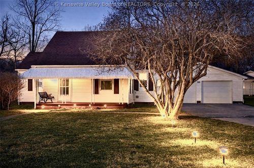 201 Locust St, Eleanor, WV, 25070-1421 | Card Image
