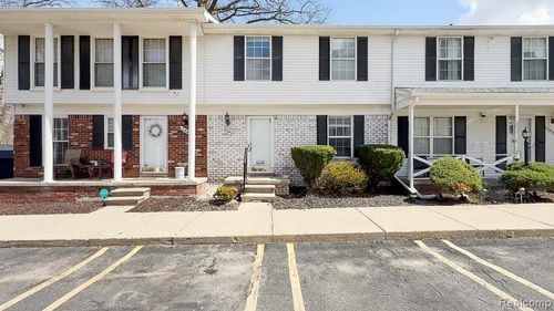 21642 Hidden Rivers Dr N, Southfield, MI, 48075 | Card Image