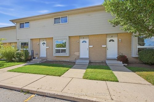 5-577 3rd St, London, ON, N5V4B8 | Card Image