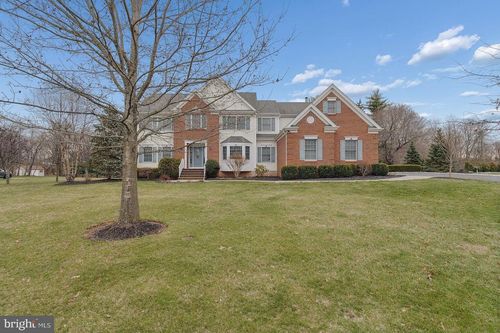 11 Petrik Farm Rd, Hillsborough, NJ, 08844-2337 | Card Image