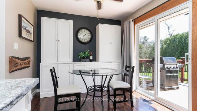 21725 Adelaide Rd, House other with 3 bedrooms, 1 bathrooms and 10 parking in Mount Brydges ON | Image 12