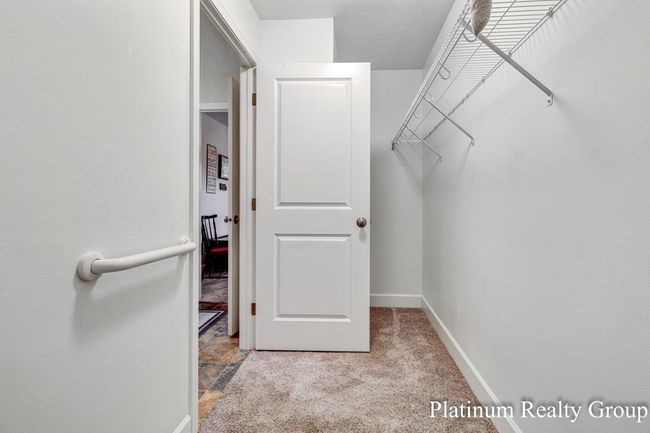 Primary Closet | Image 29