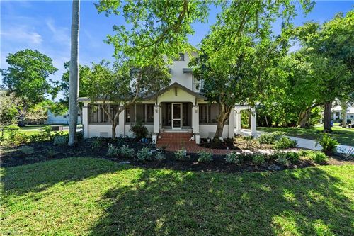 3235 Avocado Dr, FORT MYERS, FL, 33901-6703 | Card Image