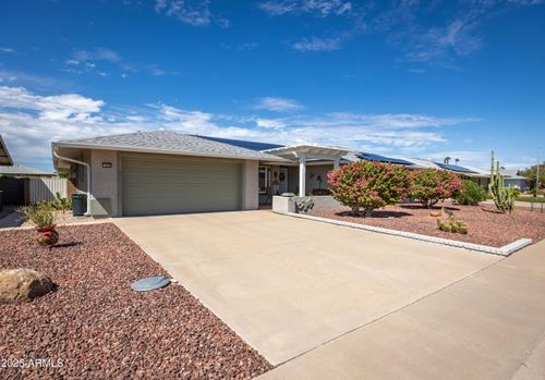 9326 W Briarwood Cir, Sun City, AZ, 85351-1425 | Card Image