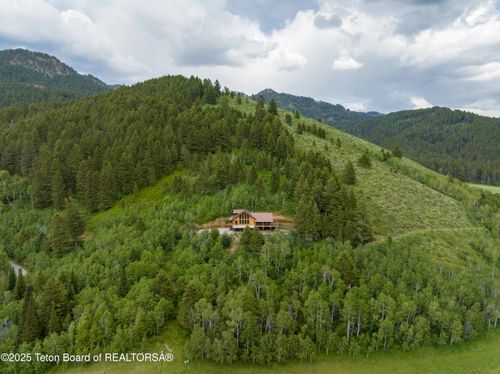651 Upper Stewart Creek Cir, Etna, WY, 83118 | Card Image