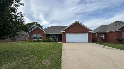 107 Harmony Dr, Tuscumbia, AL, 35674-2918 | Card Image