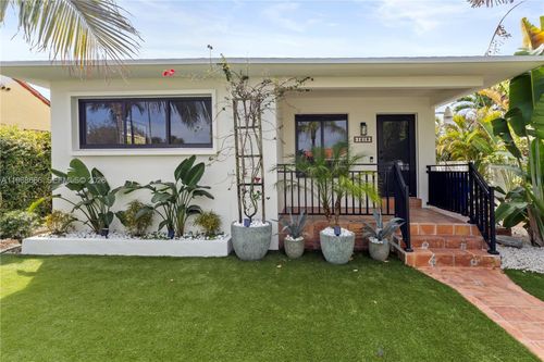 1-1618 Sw 18th St, Miami, FL, 33145-2816 | Card Image