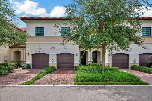 unit-23-4208 N Dixie Hwy, Oakland Park, FL, 33334-3838 | Card Image