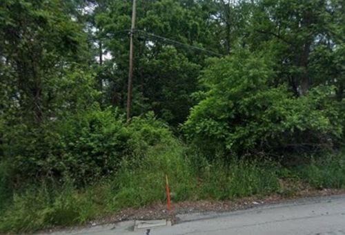 285 Hilltop Dr, Cheswick, PA, 15024-2219 | Card Image