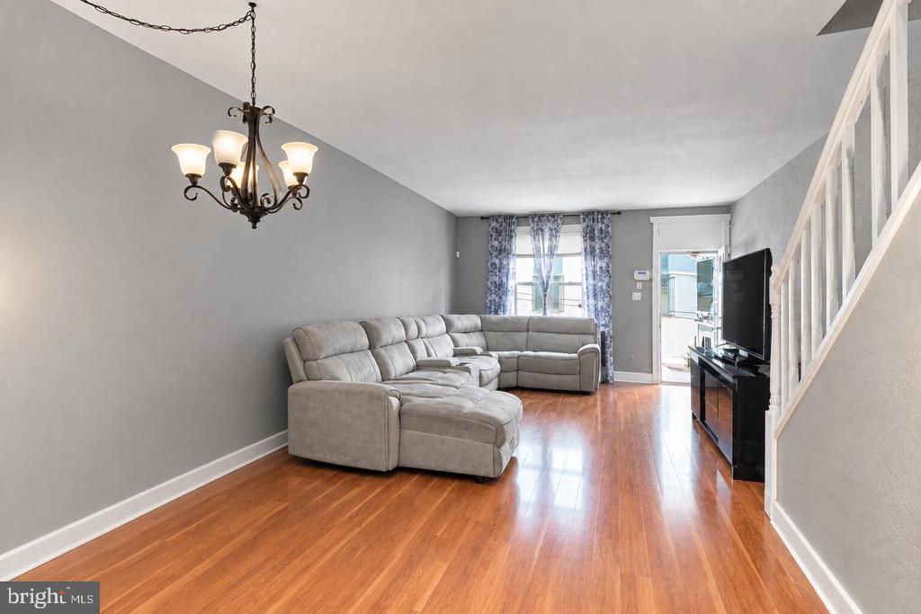 Residential in PHILADELPHIA 5