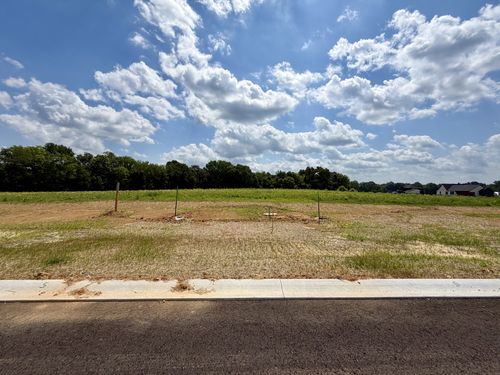 13 Fawn Meadows, Clarksville, TN, 37043 | Card Image