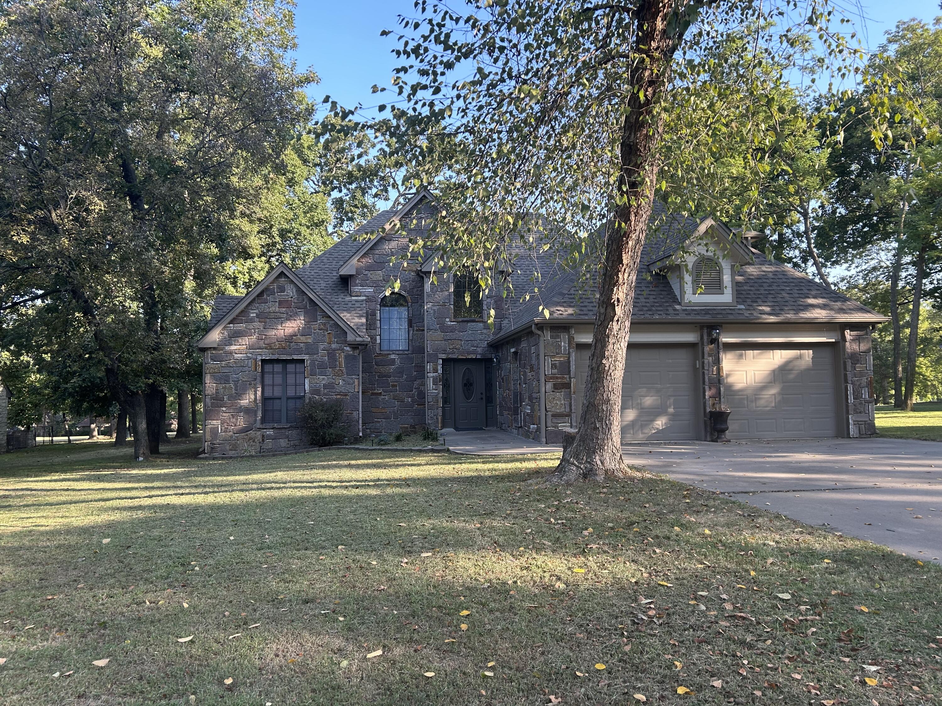 Point O Woods , Afton, OK 74331