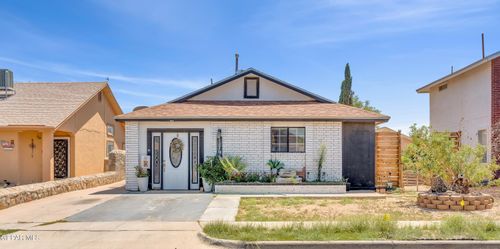 11796 Crimson Sky Dr, El Paso, TX, 79936-0741 | Card Image