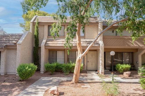3355 Zephyr Ct, Las Vegas, NV, 89121-5722 | Card Image