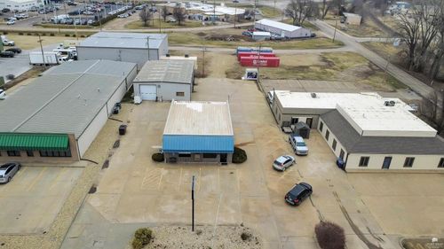 2304 Sky-Vue Lane, Manhattan, KS, 66502 | Card Image