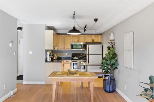 108-251 W 4th St, North Vancouver, BC, V7M1H8 | Card Image