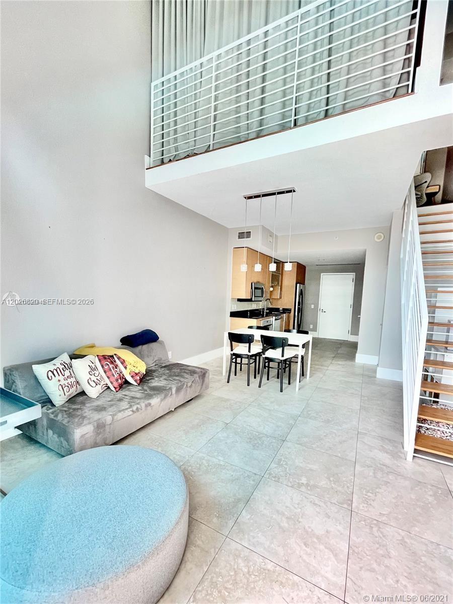 Residential Lease in Miami 3