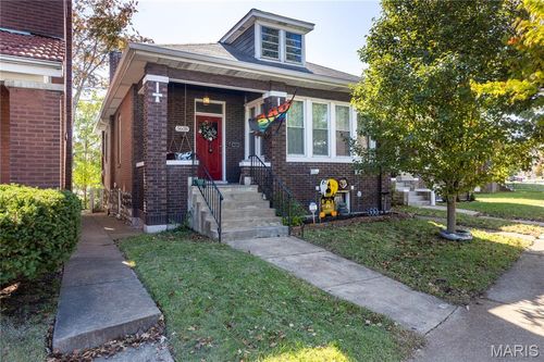 5608 S Kingshighway Blvd, Saint Louis, MO, 63109-3507 | Card Image