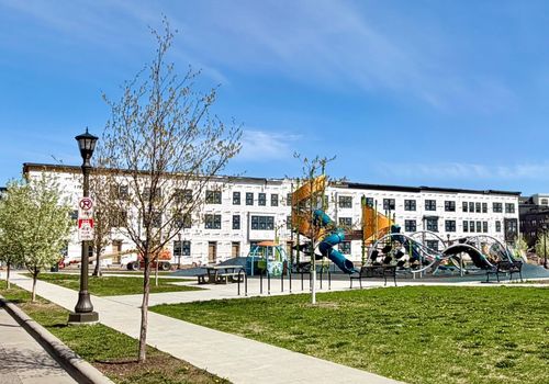 2275 Beechwood Avenue, Saint Paul, MN, 55116 | Card Image