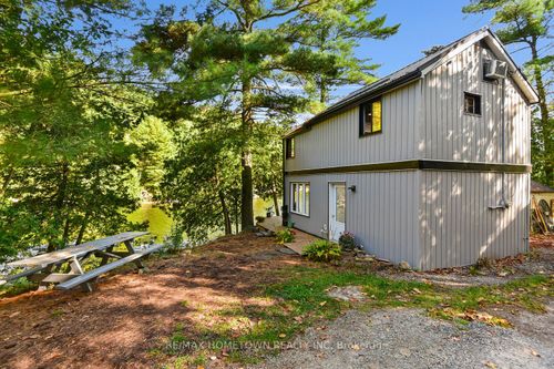 961 Narrows Lane, Lyndhurst, ON, K0E1N0 | Card Image