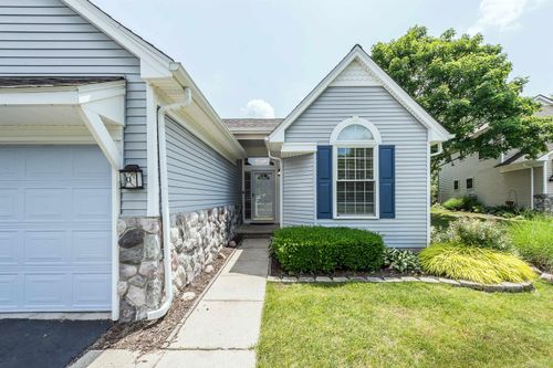 925 Rikki Ann Ct, Wixom, MI, 48393-4516 | Card Image
