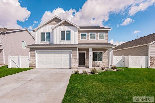 388 Church St, Ammon, ID, 83401-3587 | Card Image