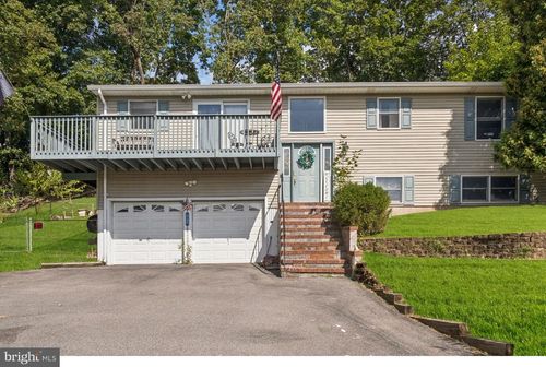 231 Milford Mount Pleasant Rd, Milford, NJ, 08848-1125 | Card Image