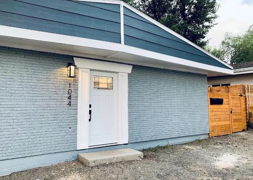 1044 Stuart St, Denver, CO, 80204-2958 | Card Image