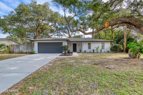 767 Lindenwood Cir W, Ormond Beach, FL, 32174-4664 | Card Image