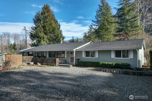 8414 436th Pl Se, North Bend, WA, 98045-9310 | Card Image