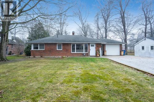 64 Richard St, Wheatley, ON, N0P2P0 | Card Image