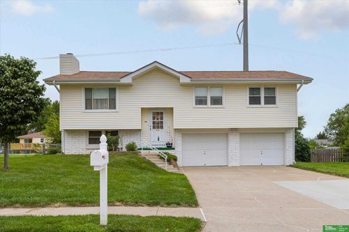 1012 Denver St, Bellevue, NE, 68005-4123 | Card Image