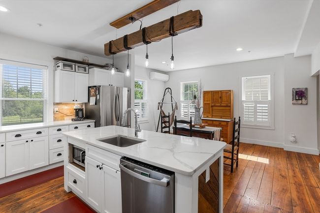 APT-3 - 166 Littleton Rd, Condo with 3 bedrooms, 3 bathrooms and 2 parking in Harvard MA | Image 11