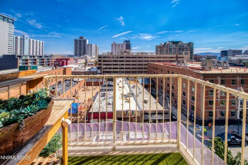 501-200 W 2nd St, Reno, NV, 89501-1272 | Card Image